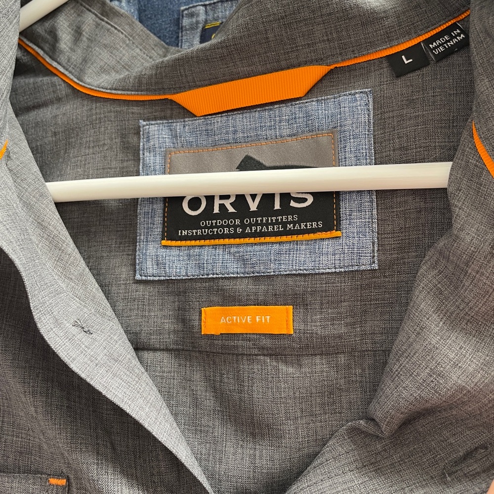 Orvis Gray Tech Button-Up Long Sleeve Work Shirt with UPF, Size L, Never Worn - Picture 2 of 4